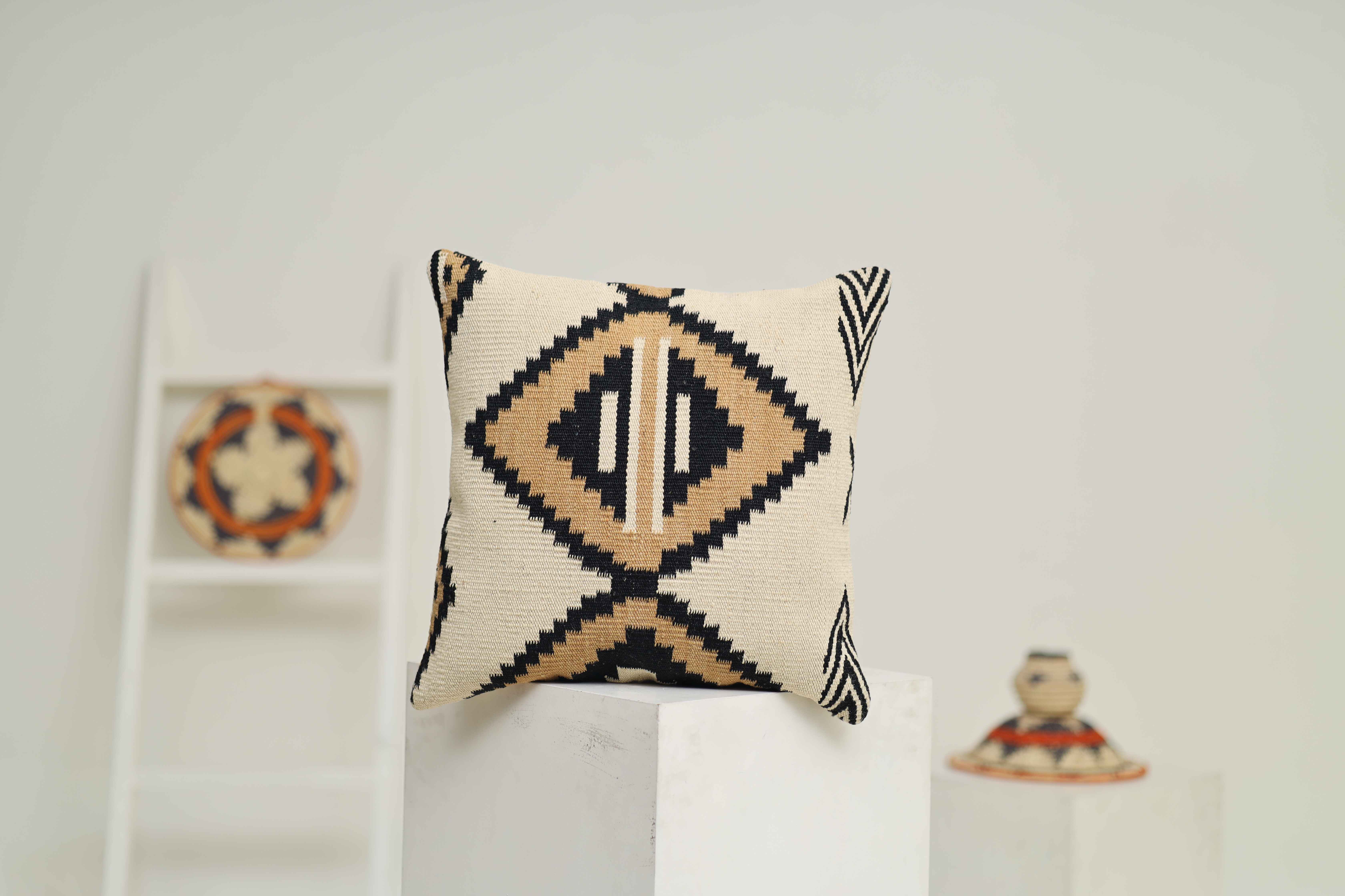 HAND WOVEN THROW CUSHIONS