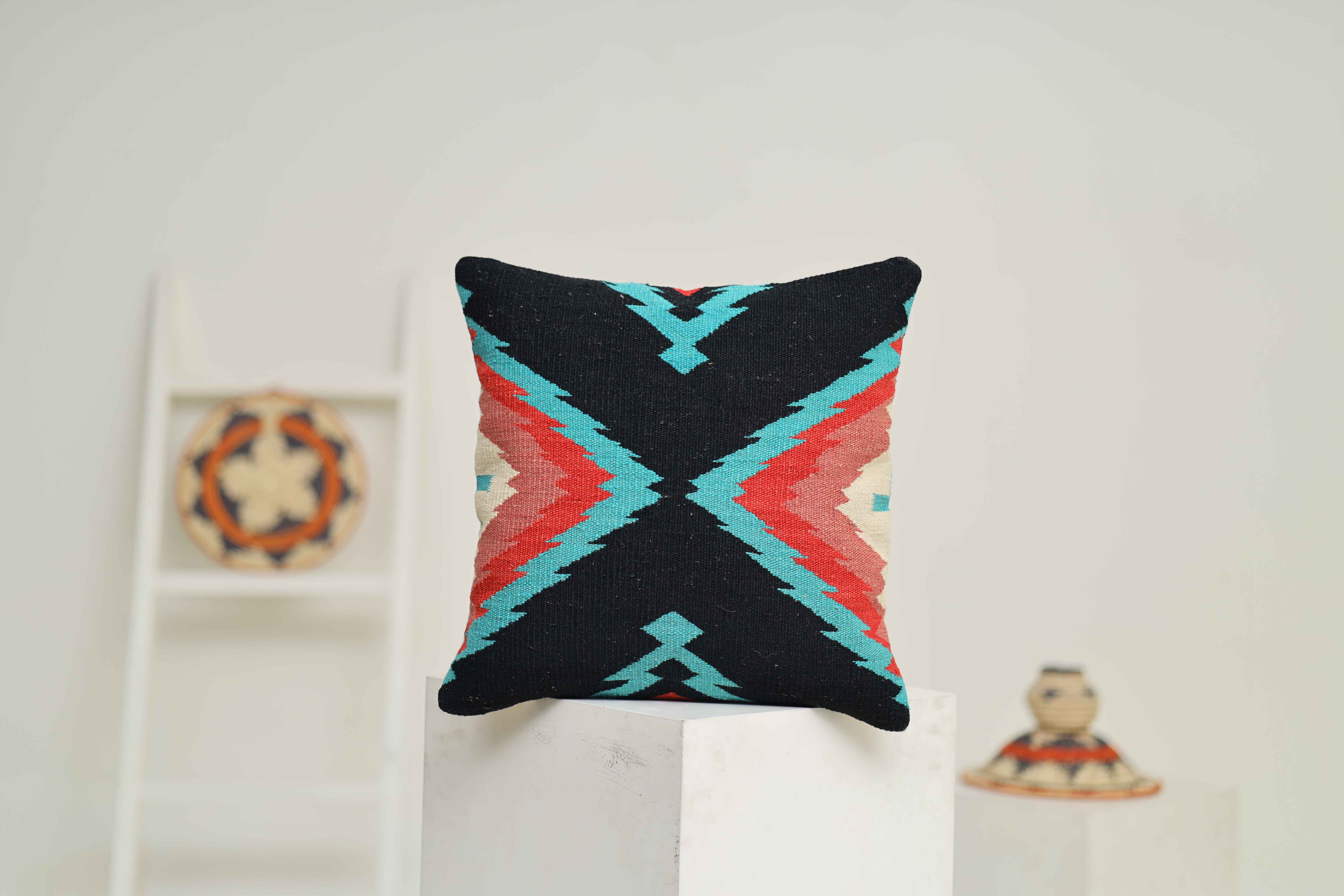 HAND WOVEN THROW CUSHIONS