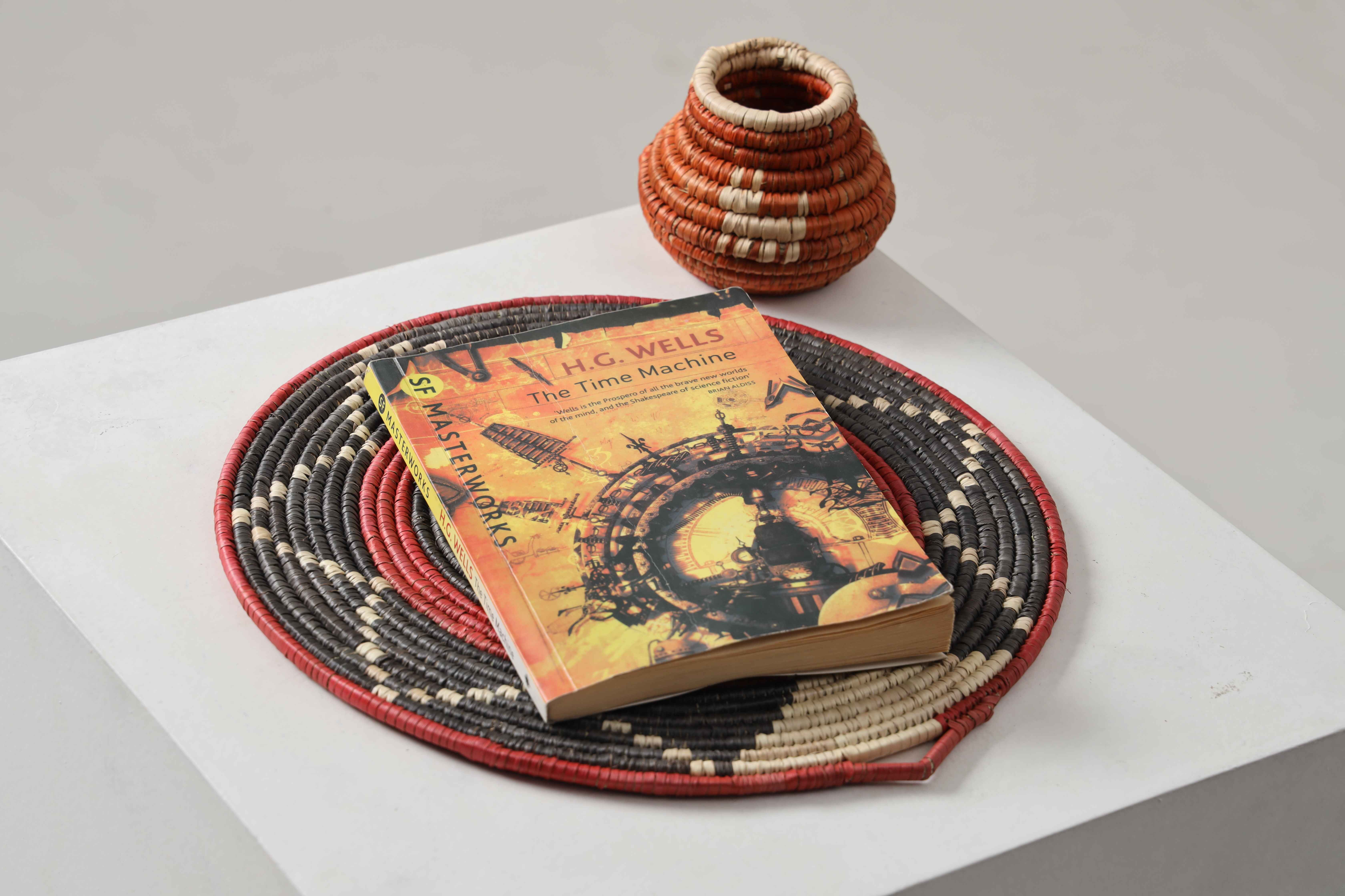 HAND WOVEN WEDDING FLAT MAT BASKETS