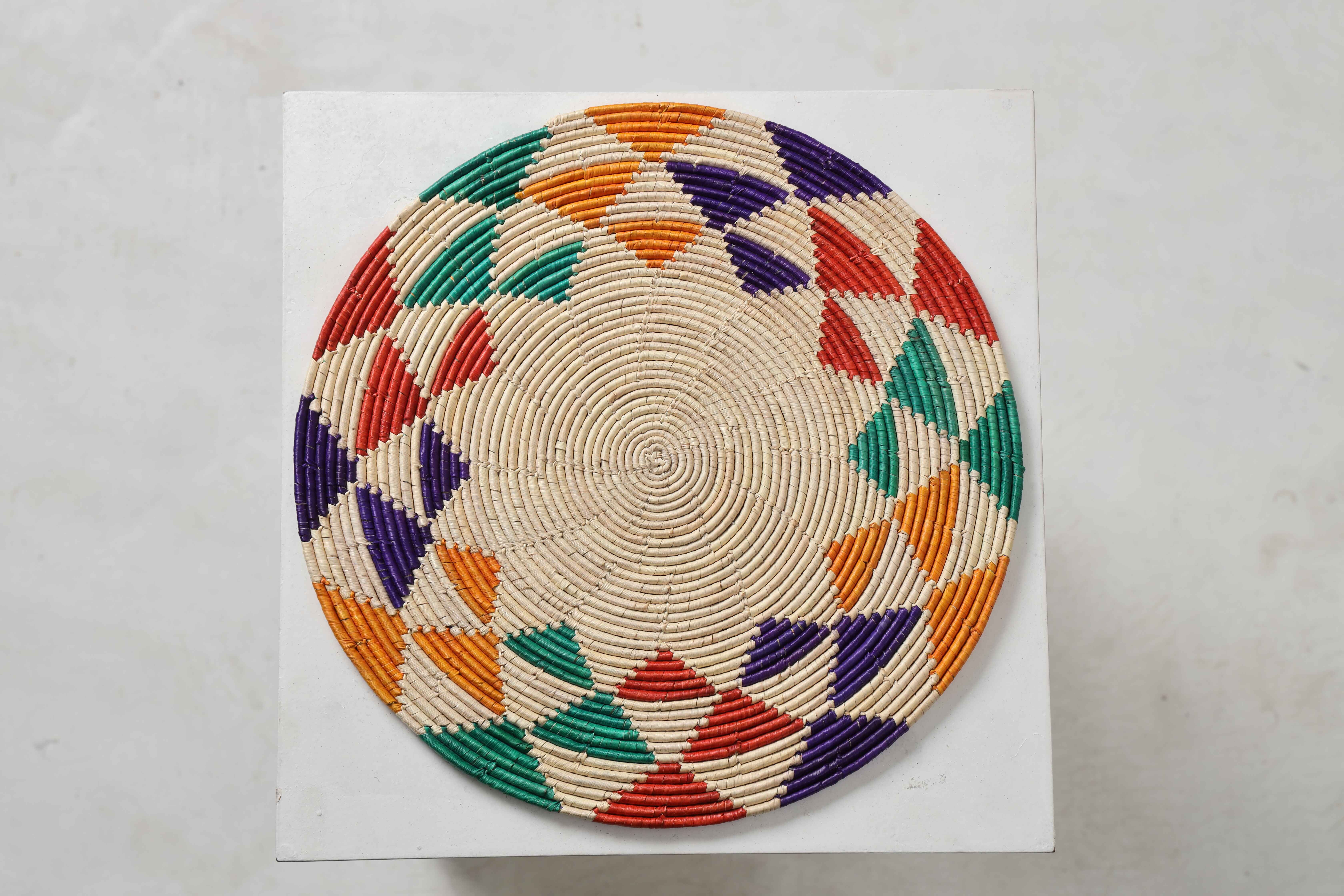 HAND WOVEN THIN MAT BASKETS (NIBV)