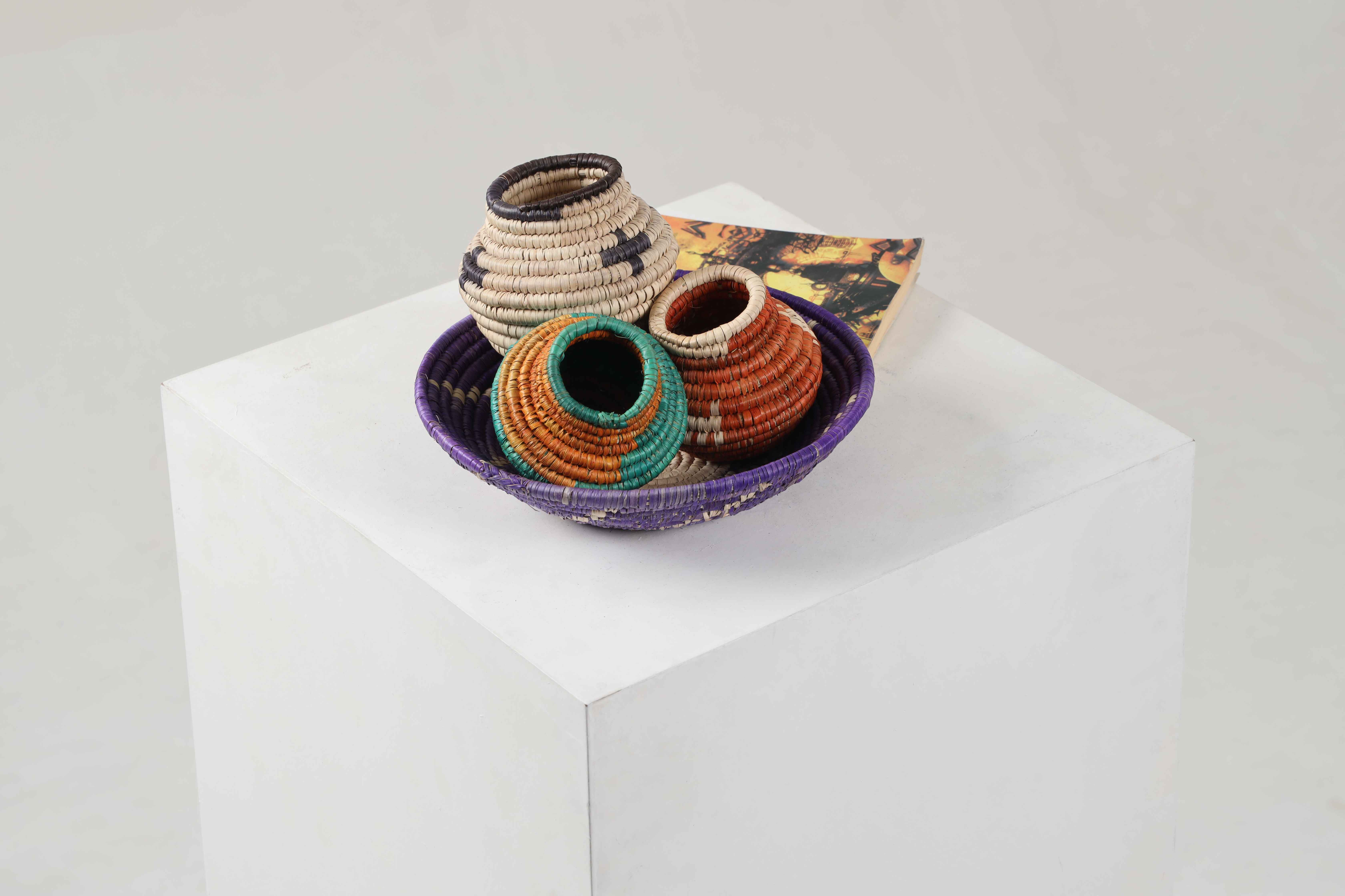 HAND WOVEN HOURSE BASKETS (NHDV)