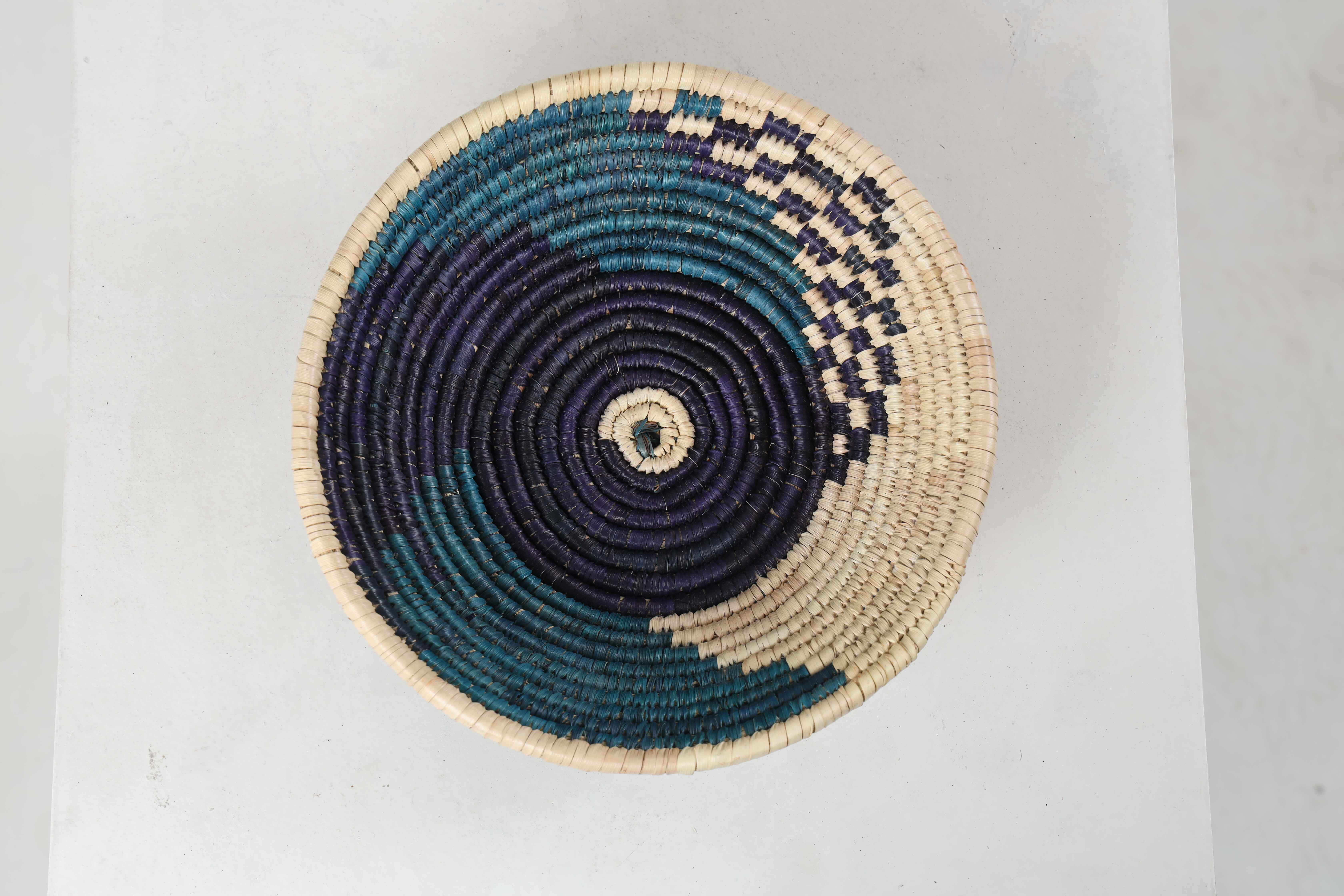 HAND WOVEN HOURSE BASKETS (NHDV)