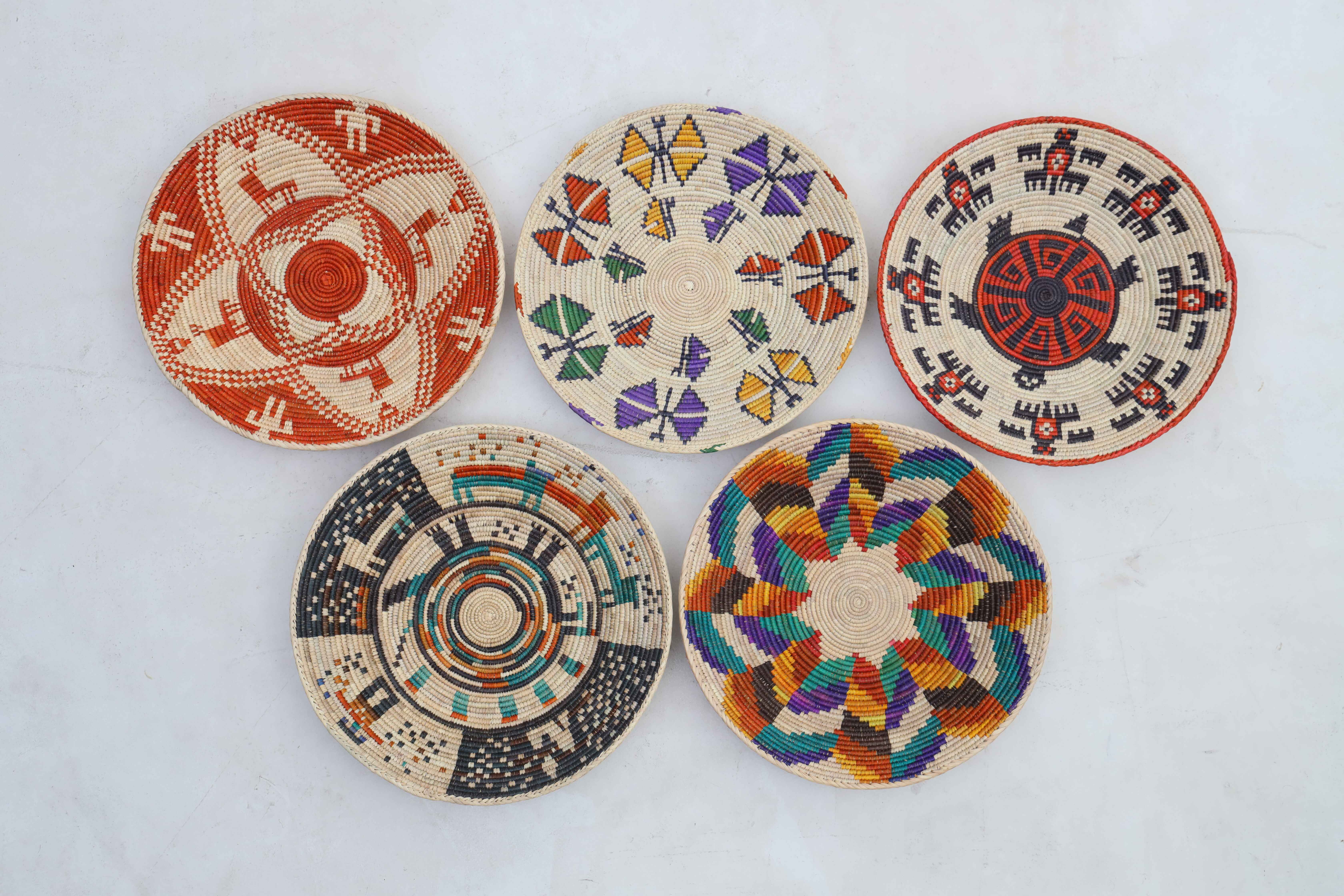 HANDWOVEN COLLECTOR'S GRADE BASKET (NAVU)