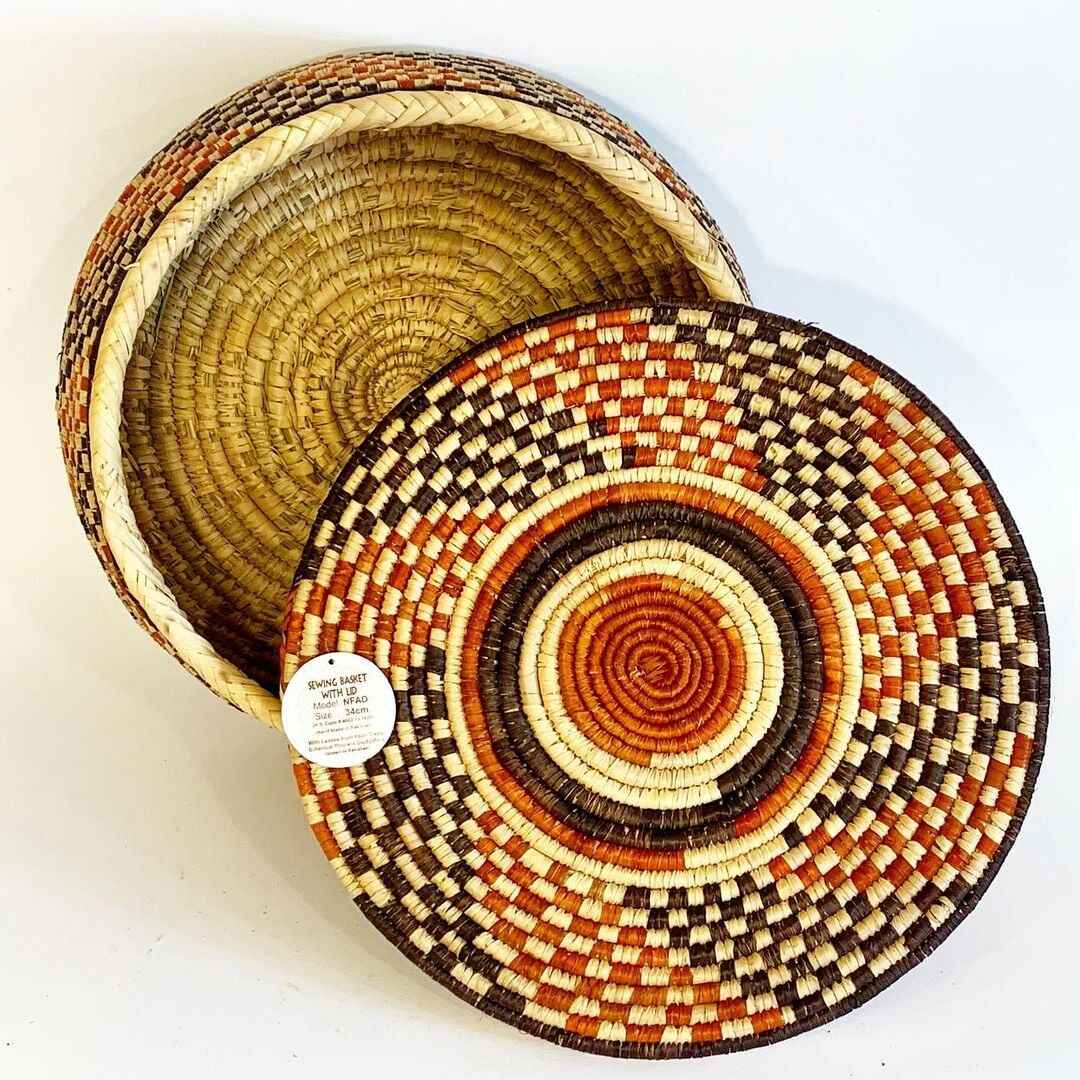 HAND WOVEN FIGURAL BASKETS (NFAU)