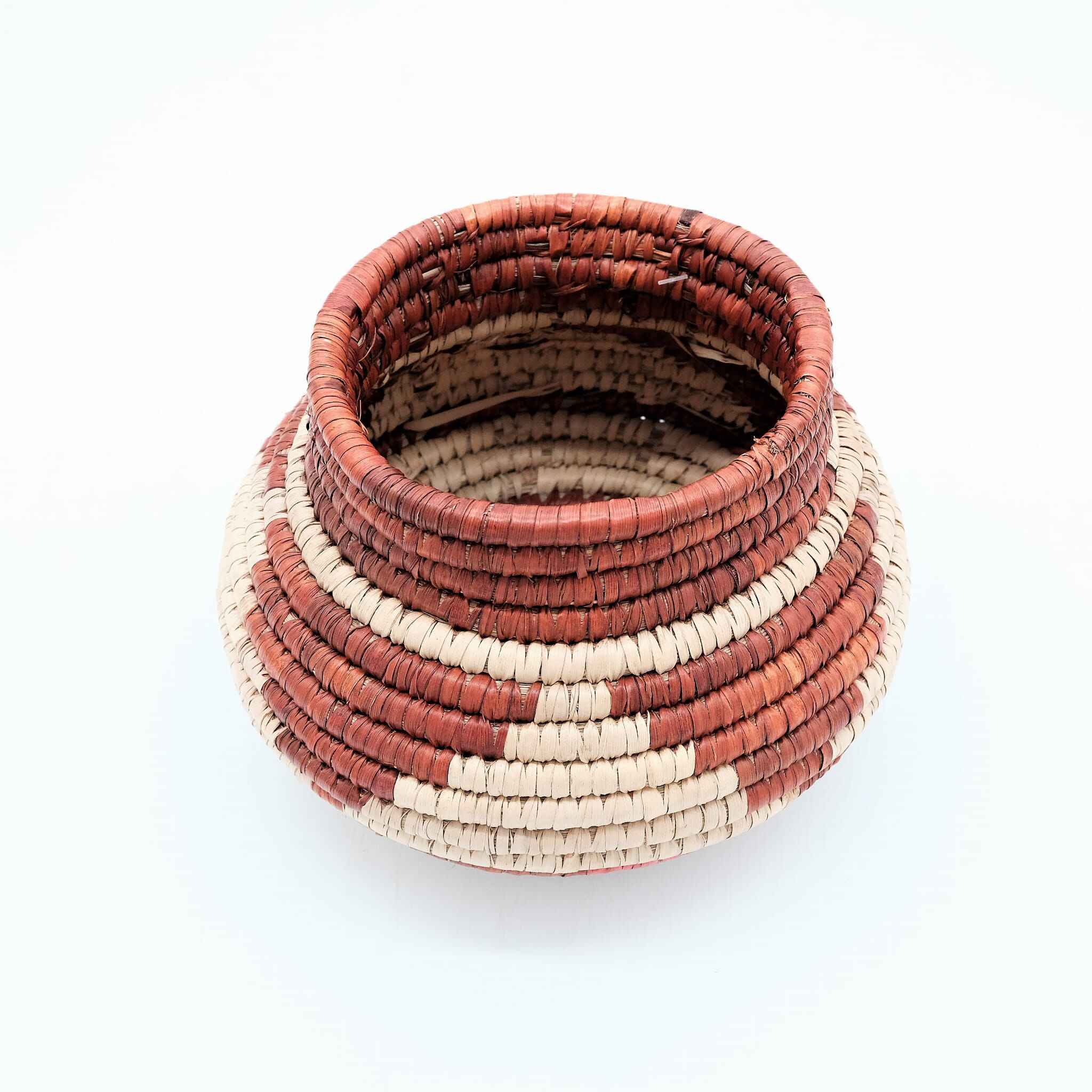 HAND WOVEN OLLA BASKETS (NJGU)
