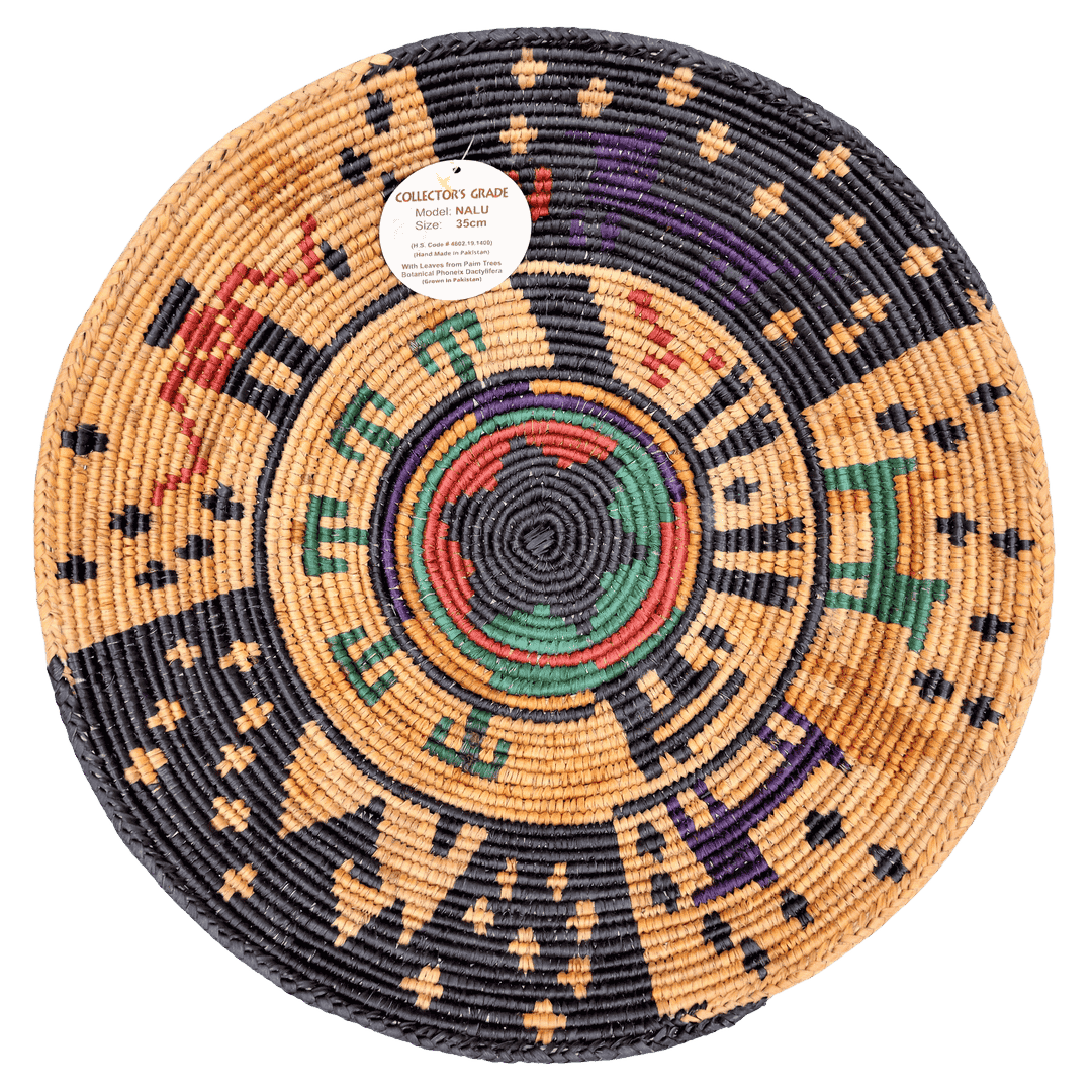 HANDWOVEN COLLECTOR'S GRADE BASKET (NAVP) - 122 HANDWOVEN COLLECTOR'S GRADE BASKET (NAVP) - 122
