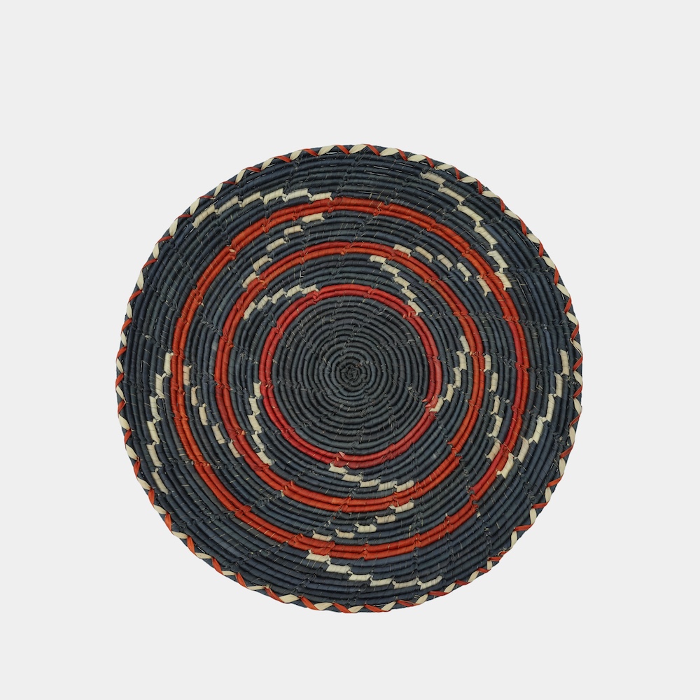 HAND WOVEN THIN FLAT BASKETS (NAKU) - 338 HAND WOVEN THIN FLAT BASKETS (NAKU) - 338