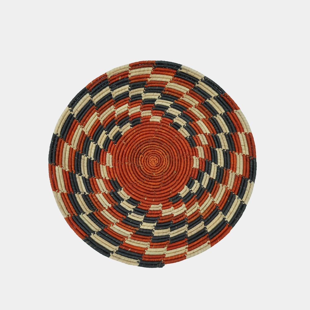 HAND WOVEN THIN FLAT BASKETS (NAKU)