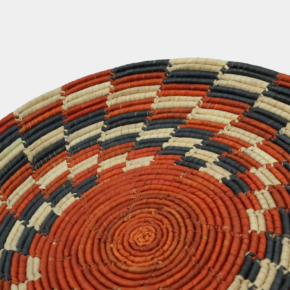 HAND WOVEN THIN FLAT BASKETS (NAKU)