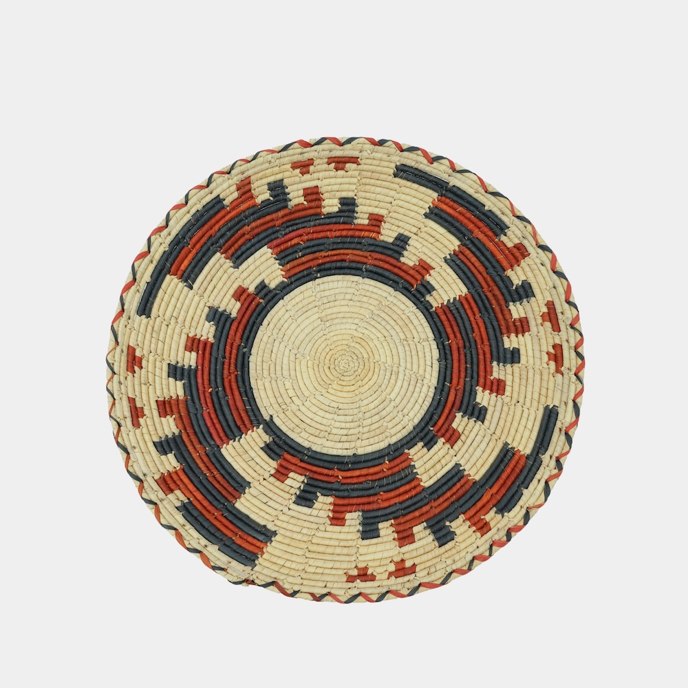 HAND WOVEN THIN FLAT BASKETS (NAKU)