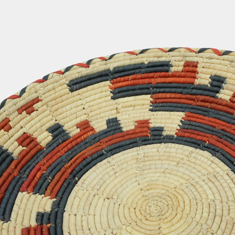 HAND WOVEN THIN FLAT BASKETS (NAKU)