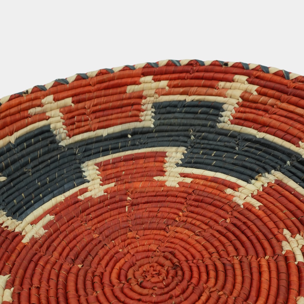 HAND WOVEN THIN FLAT BASKETS (NAKU)