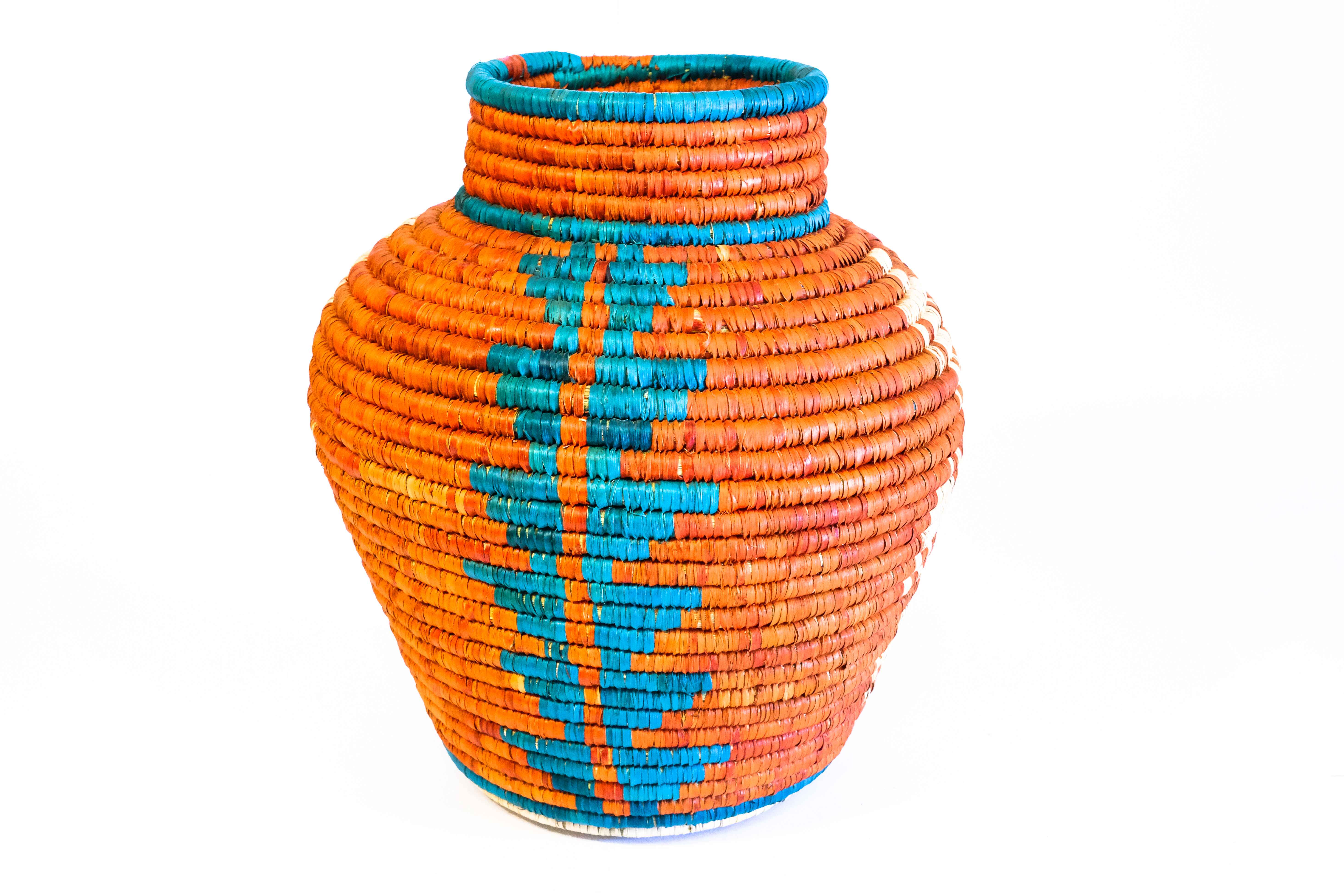 HAND WOVEN WASHOE POTTER BASKETS (NJCU)
