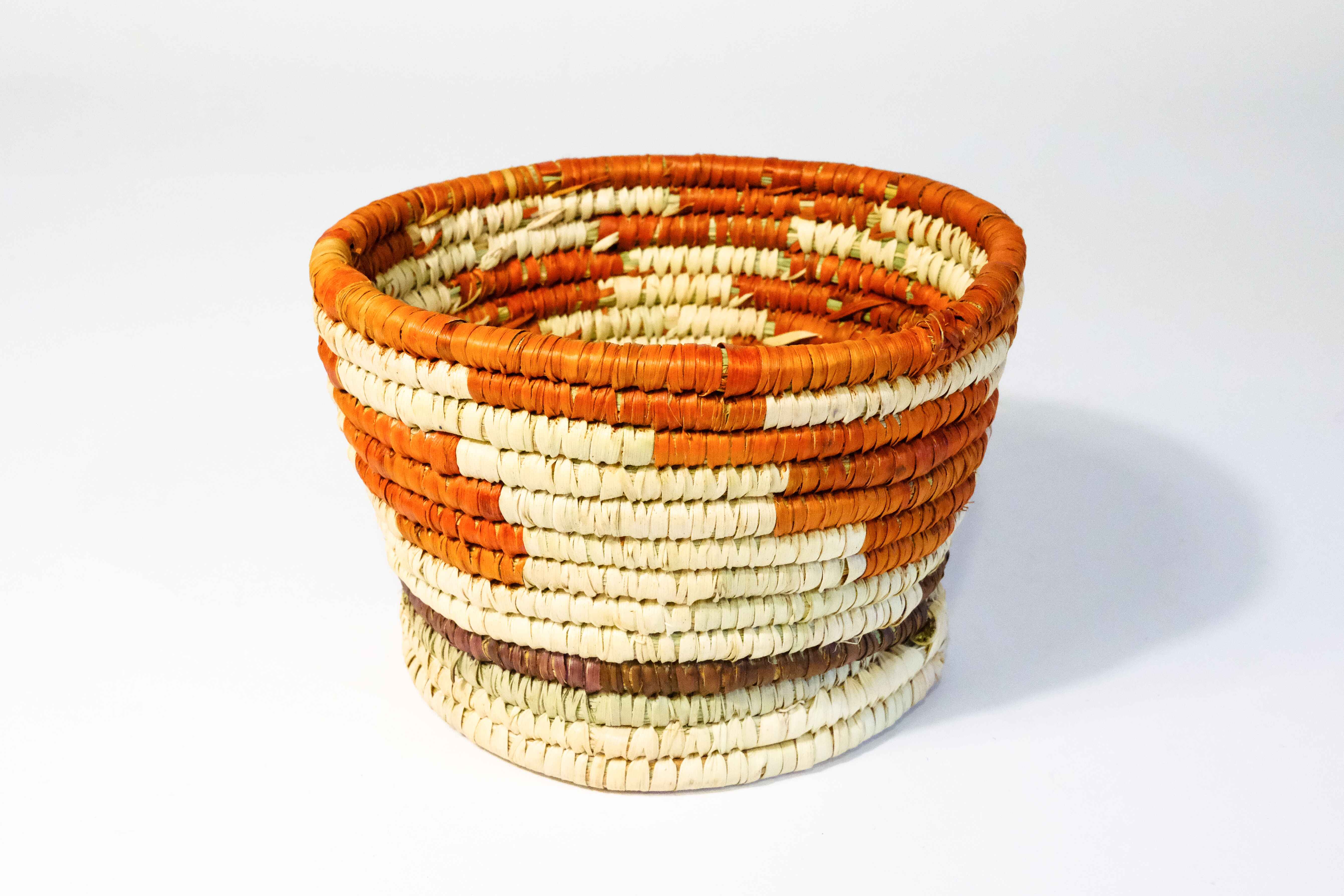 HAND WOVEN CANDY BASKETS (NBAU)