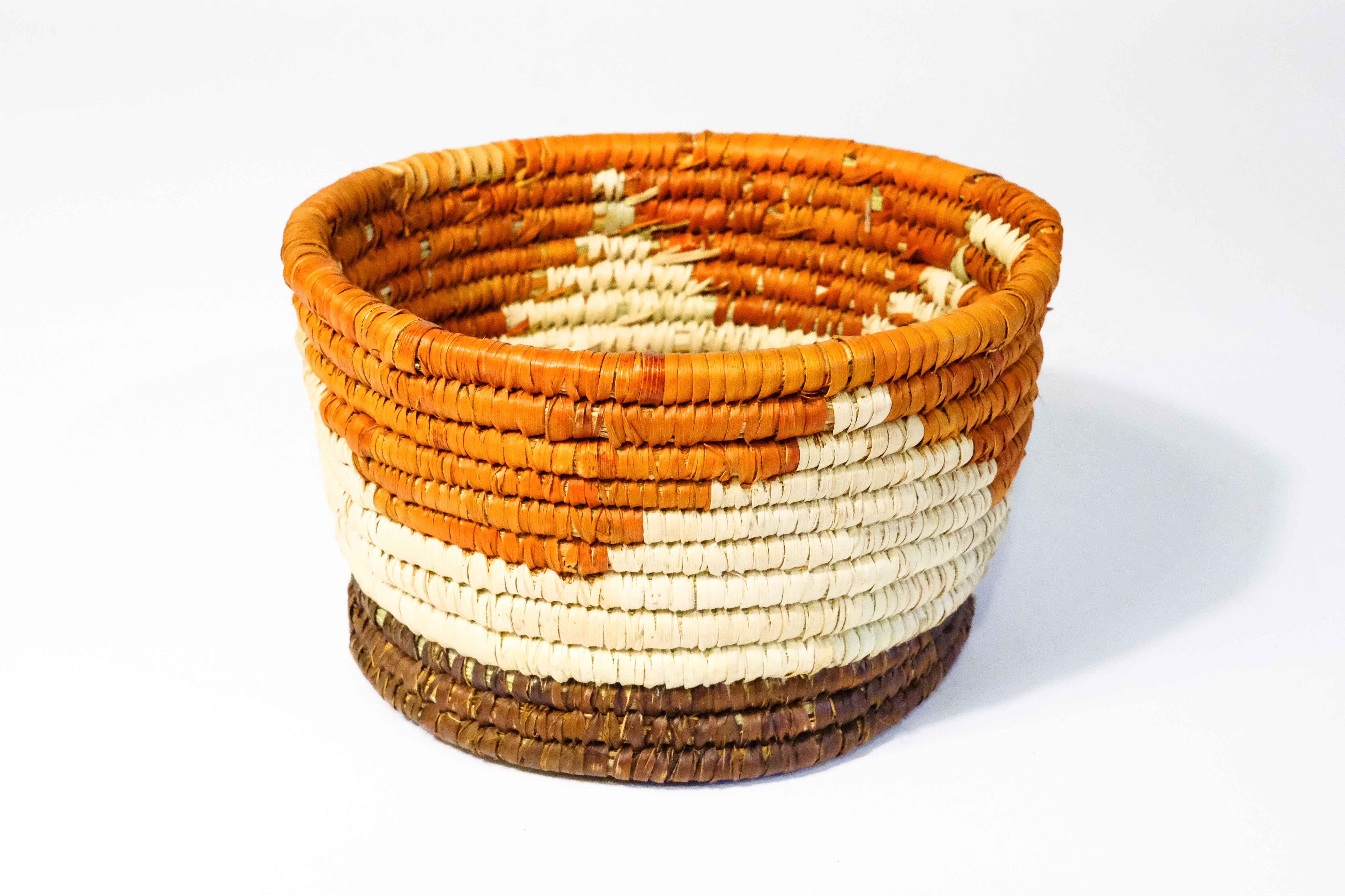 HAND WOVEN CANDY BASKETS (NBAU)