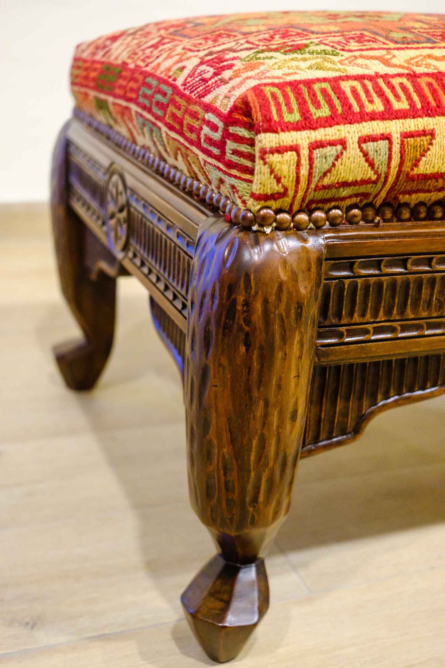 UPHOLSTERED HAND CARVED MEXICAN OTTOMAN (NTAMA)