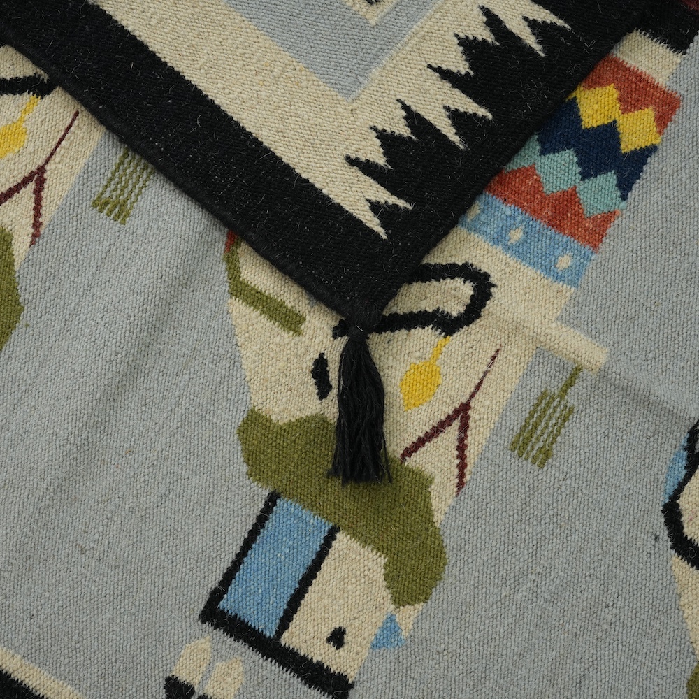 HAND WOVEN NATIVE STYLE COLLECTOR'S GRAND SOUTHWEST RUGS (NHWD)