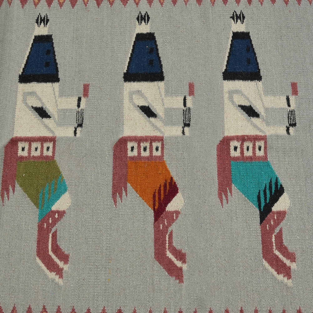 HAND WOVEN NATIVE STYLE COLLECTOR'S GRAND SOUTHWEST RUGS (NHWD)