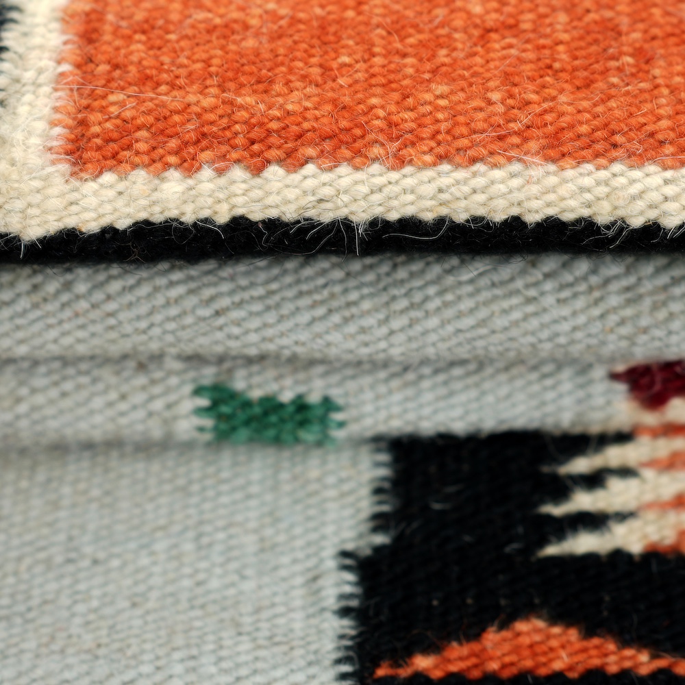 HAND WOVEN NATIVE STYLE COLLECTOR'S GRAND SOUTHWEST RUGS (NHWD)