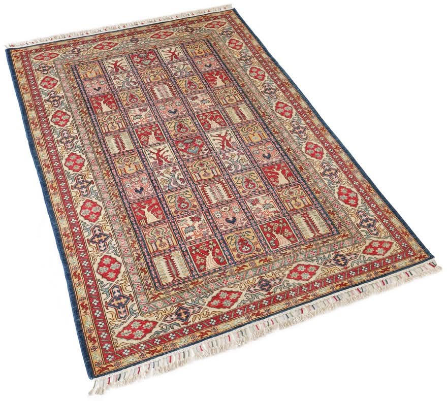 HAND WOVEN VEGETABLE DYED HAND KNOTTED CARPET
