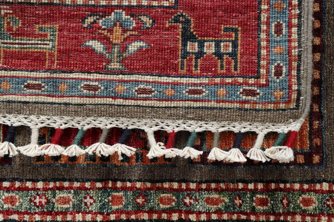 HAND WOVEN VEGETABLE DYED HAND KNOTTED CARPET