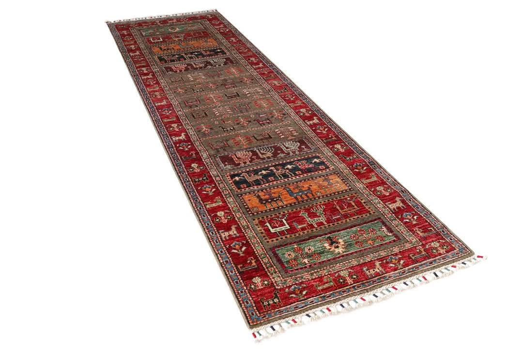 HAND WOVEN VEGETABLE DYED HAND KNOTTED CARPET