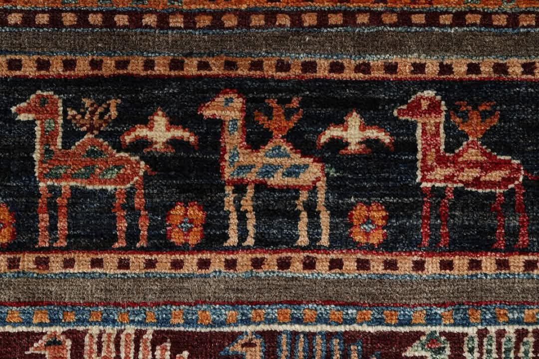 HAND WOVEN VEGETABLE DYED HAND KNOTTED CARPET