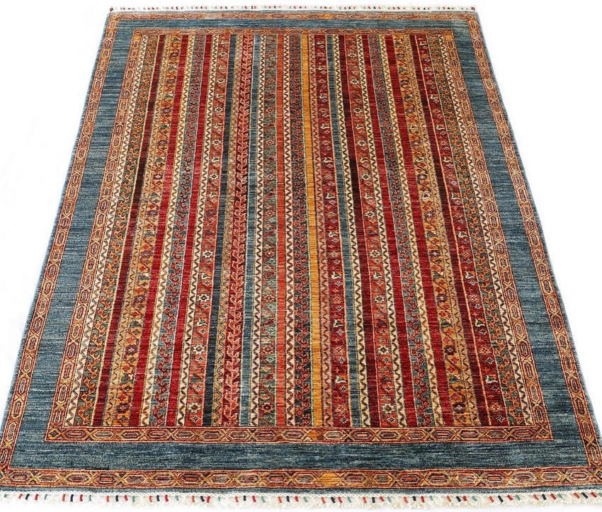 HAND WOVEN VEGETABLE DYED HAND KNOTTED CARPET