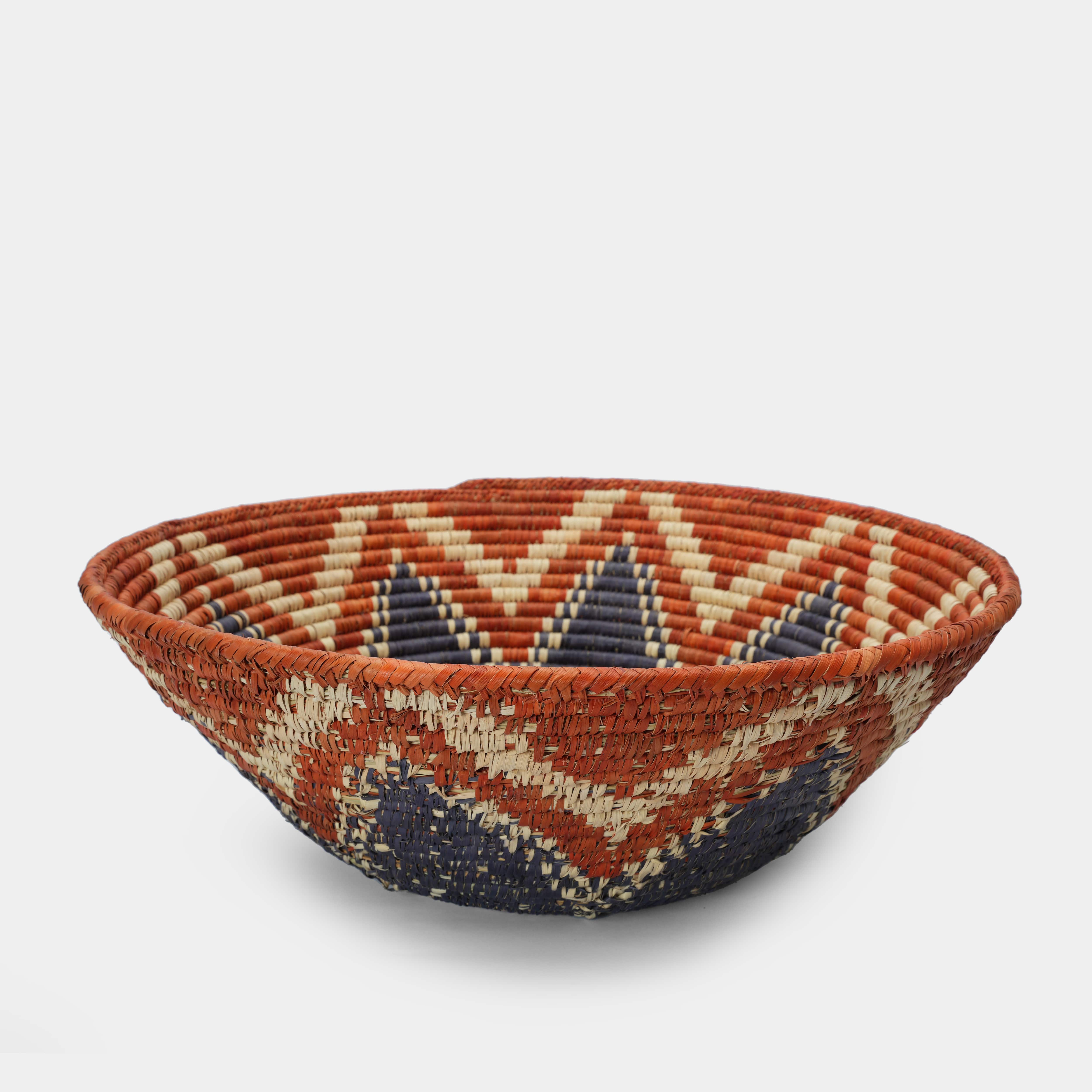 HAND WOVEN FRUIT BOWL (NHAV)