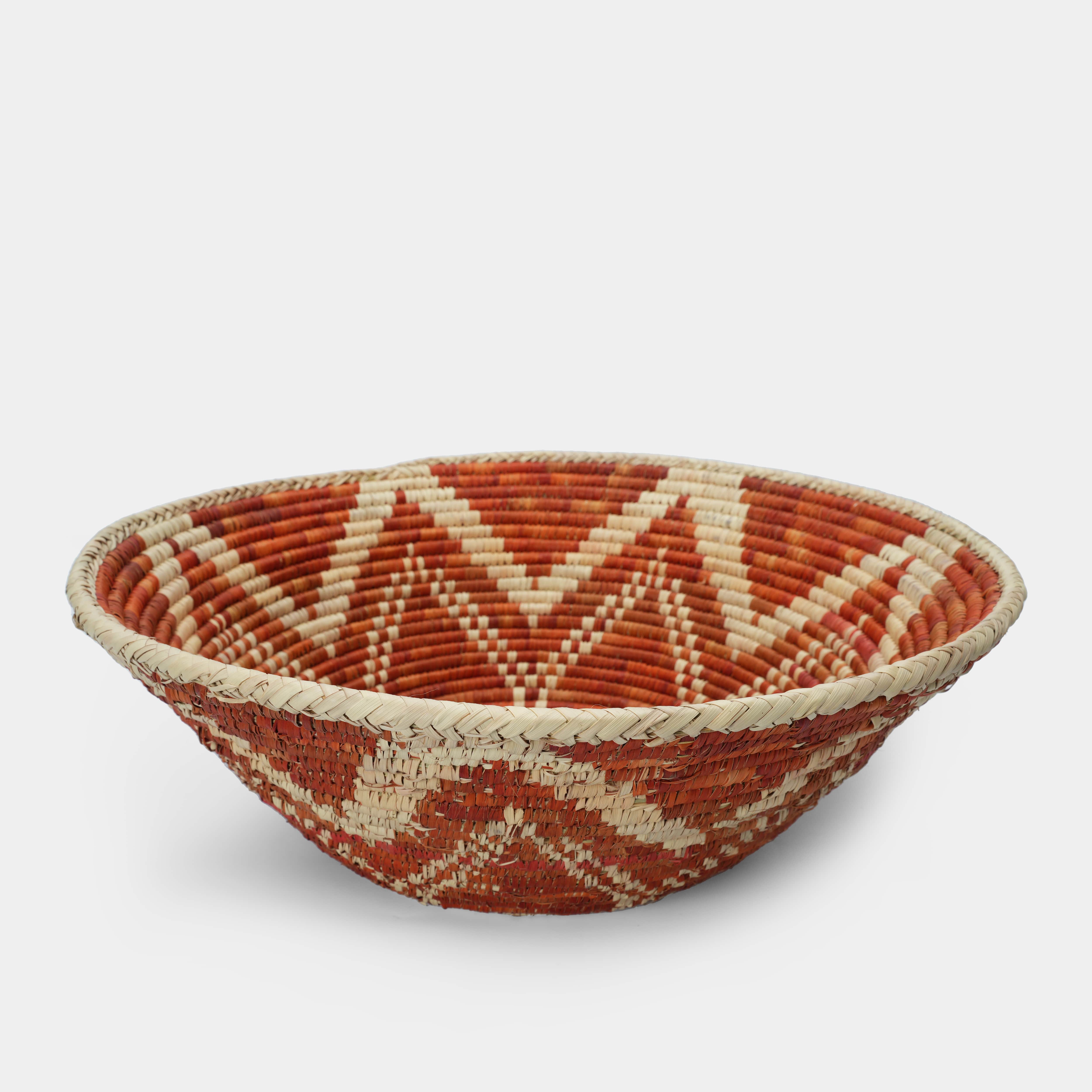 HAND WOVEN FRUIT BOWL (NHAV)