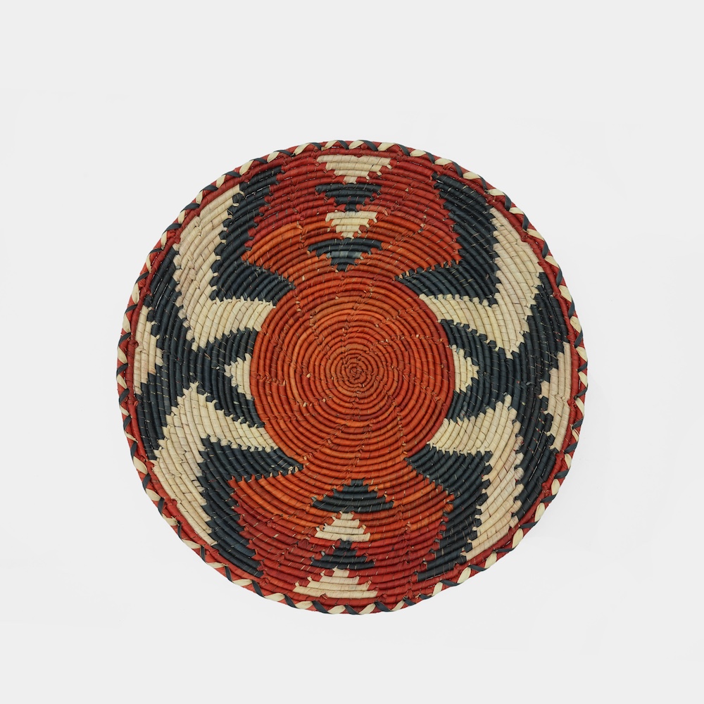 HAND WOVEN THIN FLAT BASKETS (NAKU)