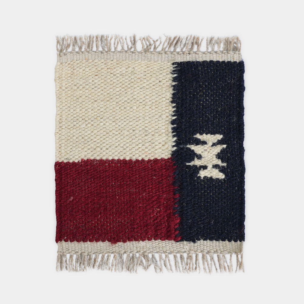 HAND WOVEN TABLE MAT